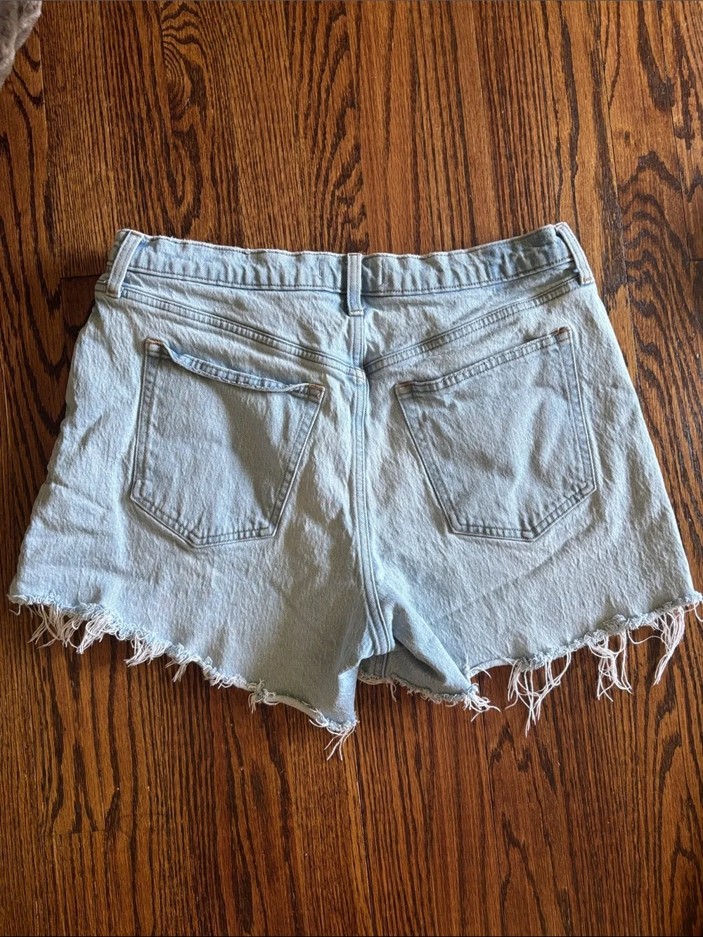 Abercrombie & Fitch The Baggy Short Mid Rise Curve Love, 31